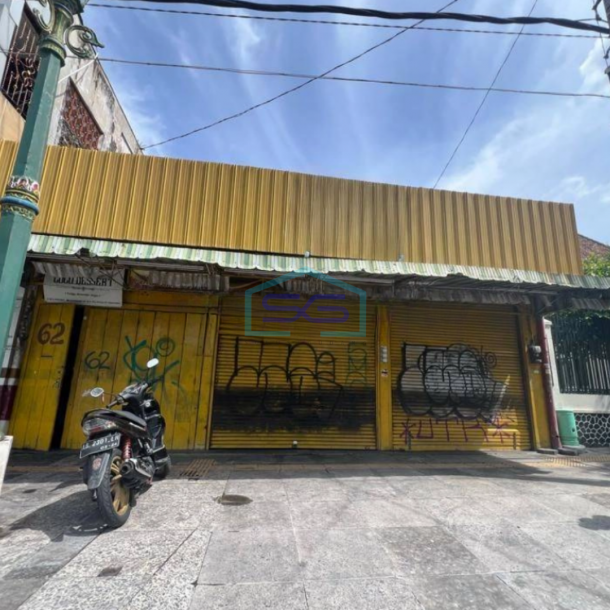 Disewakan Ruko Murah Tepi Jalan Utama Cocok Untuk Usaha Dan Kantor di Yogyakarta Luas 114m2-1