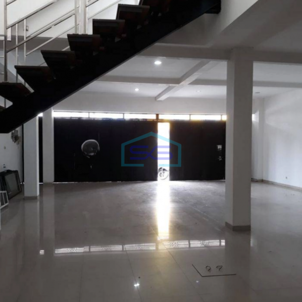 Disewakan Ruko Murah Tepi Jalan Cocok Usaha Dan Kantor Area Mantrijeron Yogyakarta LT 300m2-3