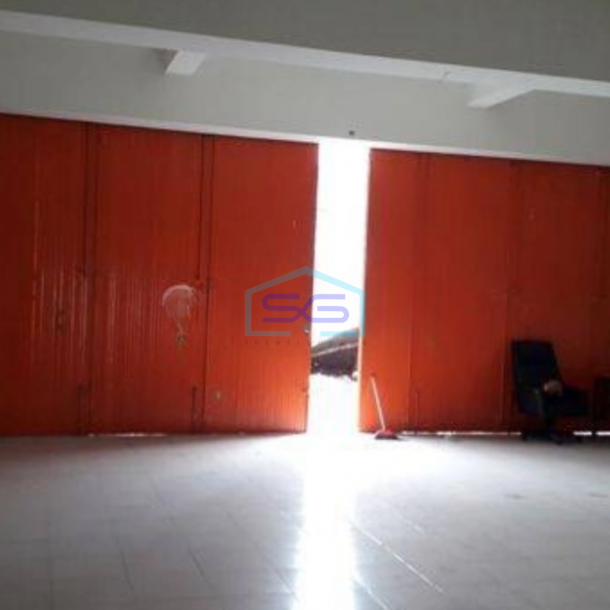 Disewakan Ruko Besar Cocok Kantor/Usaha Tepi Jalan Utama LT 482m2 Yogyakarta-1