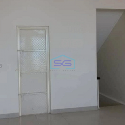 Disewakan Ruko Hadap Jalan Utama Jakarta Barat LB 200m2