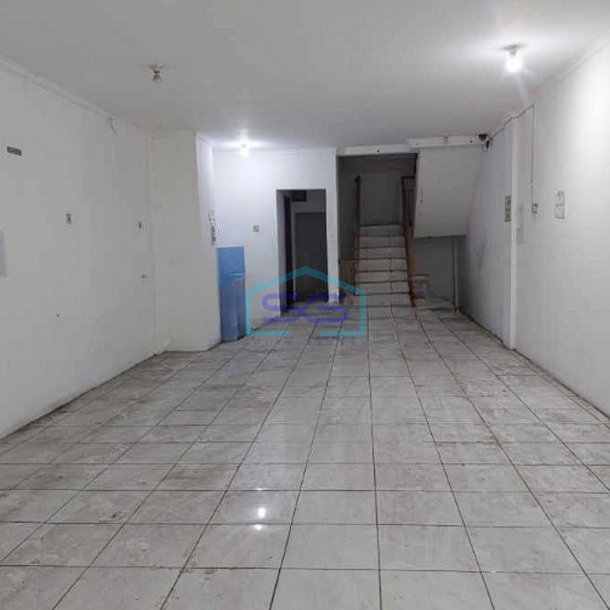 Disewakan Ruko di Taman Palem Lestari Jakarta Barat Bangunan 4 Lantai-3
