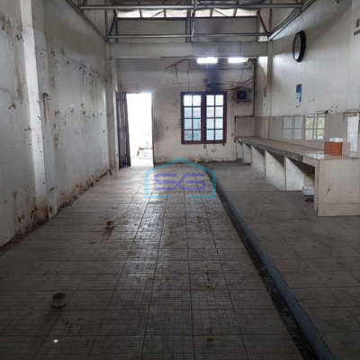 Disewakan Ruko di Taman Palem Lestari Jakarta Barat Bangunan 4 Lantai