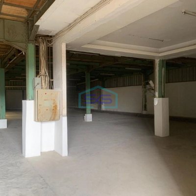 Disewakan Gudang Bagus Luas Bangunan 800m2 Cipondoh Tangerang-2