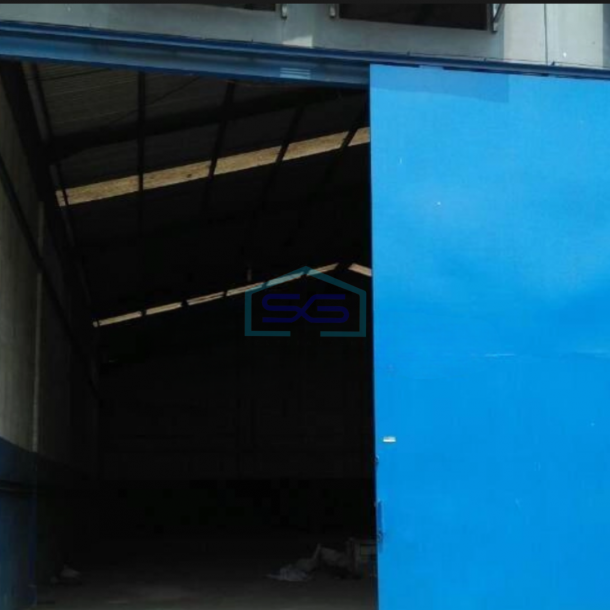 Disewakan Gudang Siap Pakai di Tangerang Luas Tanah 450 m²-1