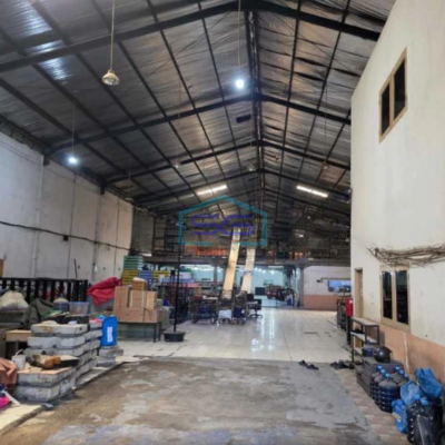 Dijual Gudang Luas Bangunan 800 m2 Lokasi Bebas Banjir di Tangerang