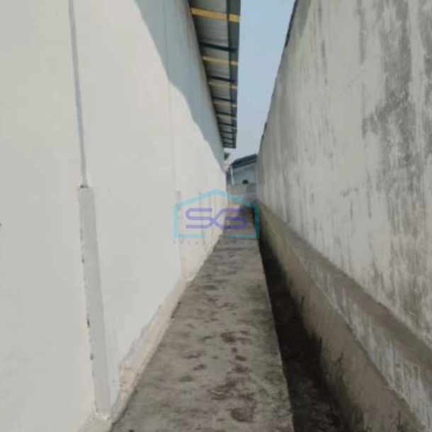 Dijual Gudang Lokasi Bebas Banjir di Kapuk Kamal Jakarta Barat Luas Bangunan  379 m²-2