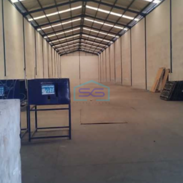 Dijual Gudang Lokasi Bebas Banjir di Kapuk Kamal Jakarta Barat Luas Bangunan  379 m²-1