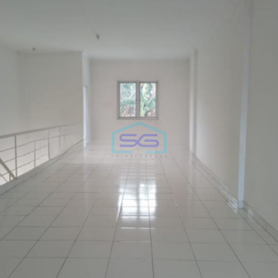 Disewakan Ruko 2 Lantai Luas Bangunan  100 m² di Tangerang