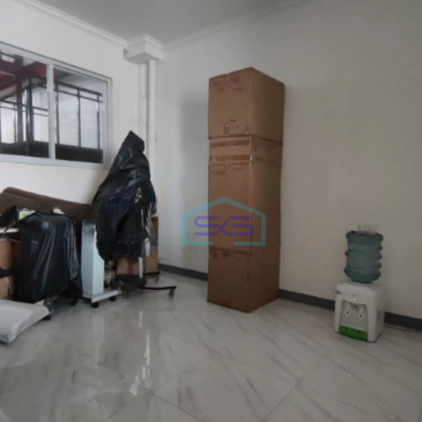 Dijual Gudang Ada Lift Barang Luas Tanah  1000 m² di Jakarta Barat-2
