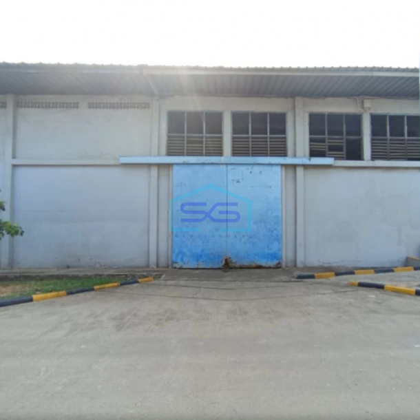 Disewakan Gudang Luas Tanah  2400 m² Lokasi Bebas Banjir di Jakarta Barat-1