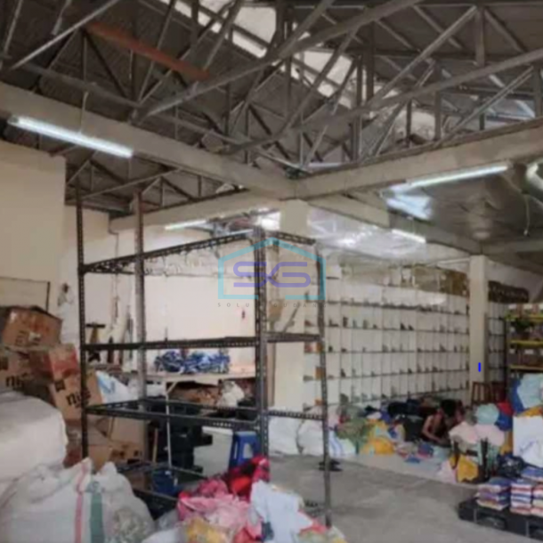 Disewakan Gudang Luas Bangunan 300 m2 Lokasi Larangan Tangerang-1