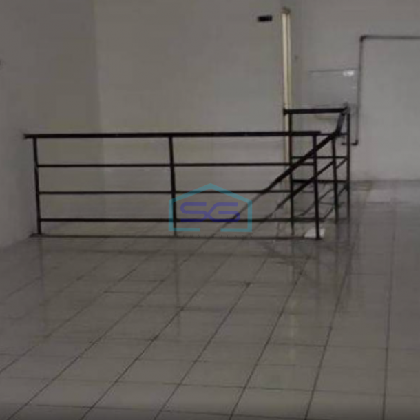 Disewakan Ruko 3 Lantai Luas Bangunan  135 m² di Jakarta Barat-1