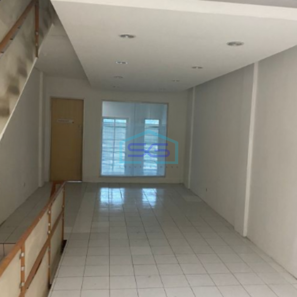 Disewakan Ruko 3 Lantai luas Bangunan 200 m² di Cimone Tangerang-3