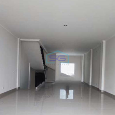 Disewakan Ruko Luas Bangunan  270 m²  Lokasi di Jakarta Barat