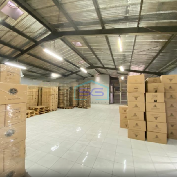 Disewakan Gudang 2 Lantai Luas Tanah 450 m² Lokasi Bebas Banjir di Tangerang-2