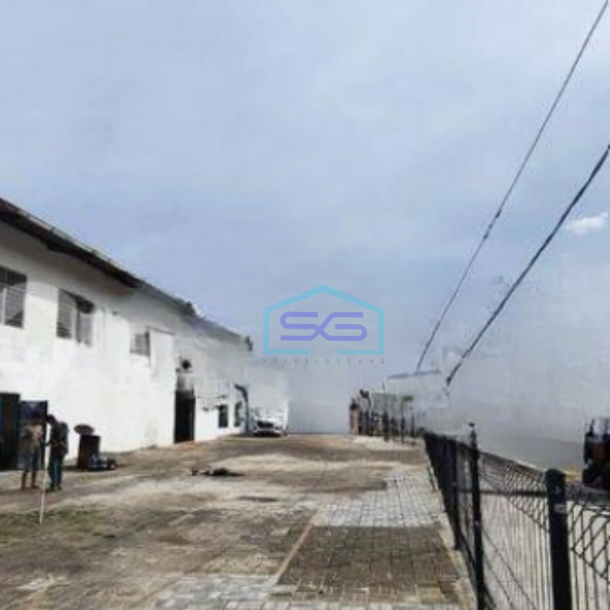 Dijual Gudang Lokasi Pinggir Jalan Utama di Jakarta Barat-2