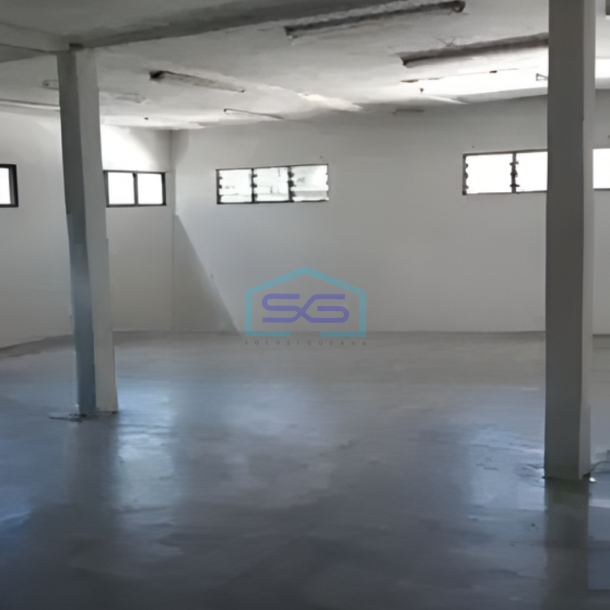 Dijual Gudang Lokasi Bebas Banjir dan Strategis Luas Tanah  1017 m² di Jakarta Selatan-1