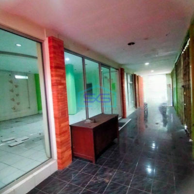 Disewakan Ruang Usaha di Jebres Solo Luas Bangunan 225 m²-2