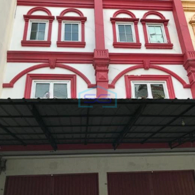 Dijual Ruko gandeng Roxi Mas Lantai di Jakarta Pusat Luas Bangunan 300m2