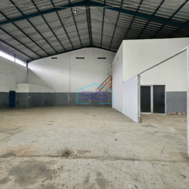 Disewakan Gudang Luas Bangunan  1000 m²  Lokasi Tangerang-3