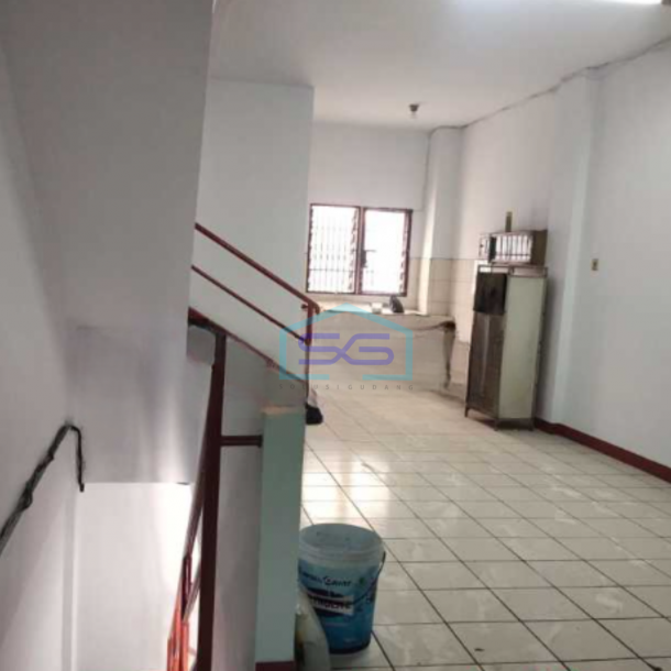 Disewakan Ruko Lokasi Bebas Banjir di Jakarta Barat Luas Tanah 265 m²-3