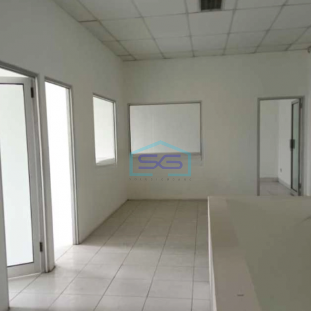 Disewakan Gudang Lokasi Bebas Banjir di Cikupa Tangerang Luas Tanah 1224 m²-2