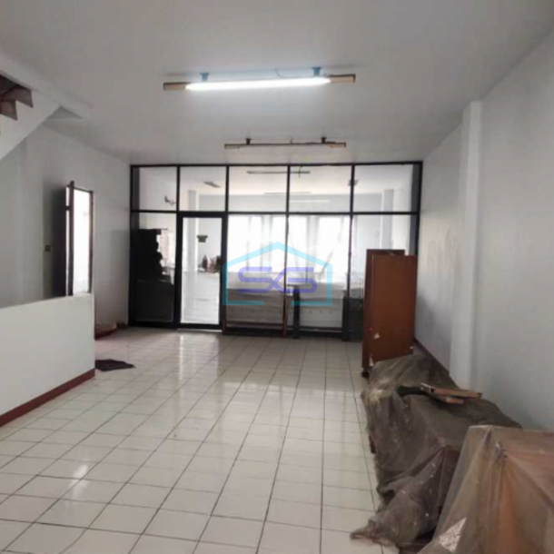 Dijual Ruko Luas Tanah 265 m² Lokasi Bebas Banjir di Tubagus Angke Jakarta Barat-3