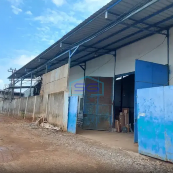 Dijual Gudang Hoek Di Komplek Pergudangan Salembaran Tangerang LT 1200m2-1