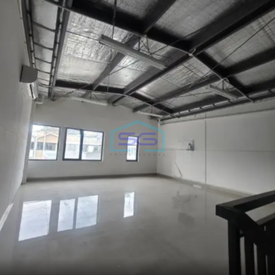 Dijual Gudang di Komplek Pergudangan Taman Tekno X Bsd Tangerang LT 120m2