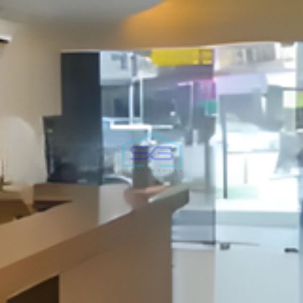 Disewakan Ruko 3,5 Lantai di Jalan Raya Taman Ratu Jakarta Barat LB 250m2-2