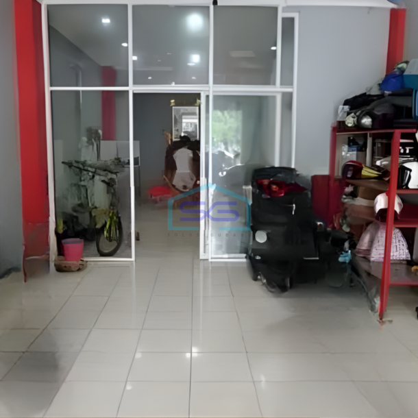 Dijual Ruko Mutiara Taman Palem Jakarta Barat Siap Huni dan Terawat Hadap Jalan Raya LB 234m2-1