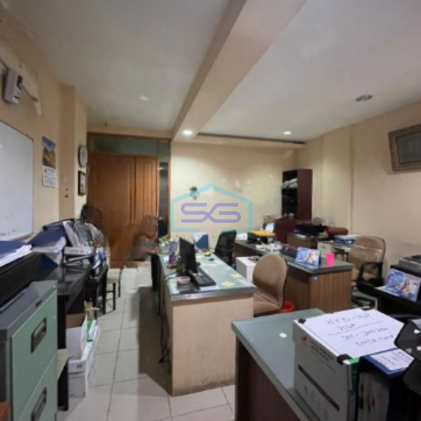 Dijual Ruko 3.5 Lantai di Jl. Pangeran Jayakarta Jakarta Pusat LB 240m2-3