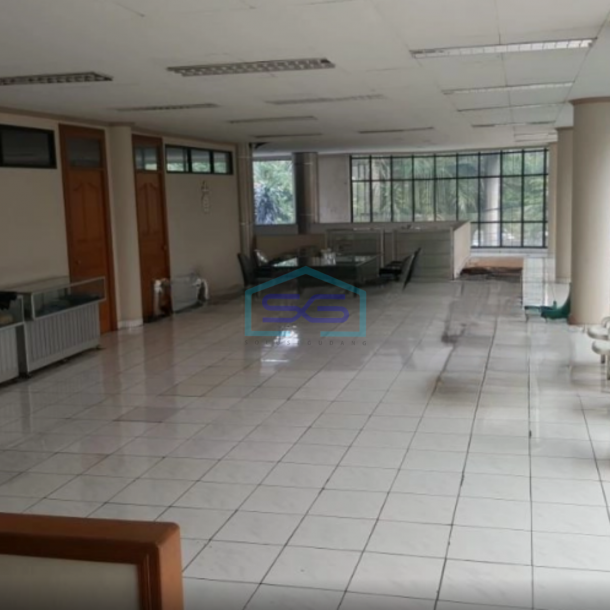 Dijual Gedung Langka Di Grogol Jakarta Barat Lokasi Strategis Pinggir Jalan Raya LT 660m2-5