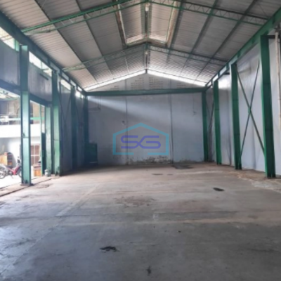 Dijual Gudang Gandeng Siap Pakai di Pergudangan Kamal Indah Jakarta Barat LT 1250m2