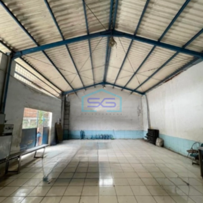 Dijual Termurah ! Gudang Pinggir Jalan Raya Di Legok Tangerang LT 935m2