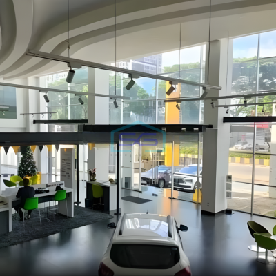 Dijual Tanah & Ruang Usaha Ex Dealer Mobil di Bsd Tangerang LT 2475m2