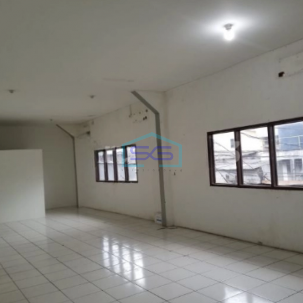 Disewakan Gudang Kamal Muara Jakarta Utara Luas Bangunan 2000m2-2