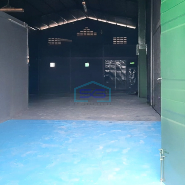 Disewakan Gudang Ada Kantor Luas Bangunan  560 m² di BSD Tangerang-3