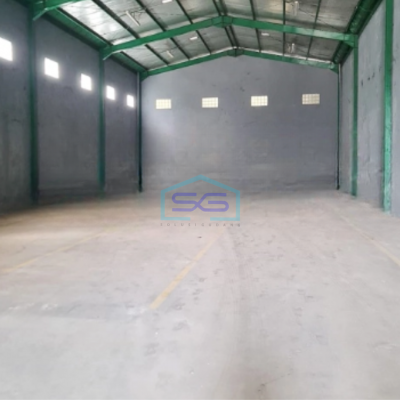 Disewakan Gudang Ada Kantor Luas Bangunan 492 m² di Kelapa Dua Tangerang