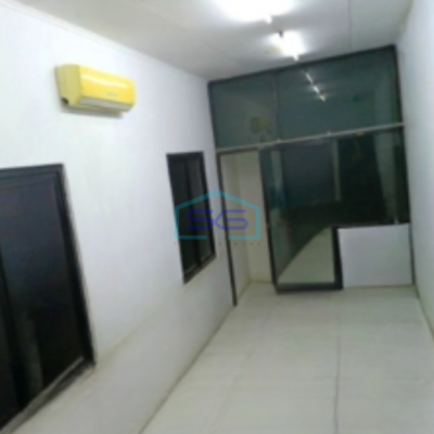 Dijual Gudang di Pinggir Jalan Utama Cipondoh Tangerang Luas Bangunan 1600 m²