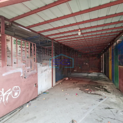 Dijual Ruko Hadap Jalan di Duri Kosambi Jakarta Barat Luas Bangunan  350 m²