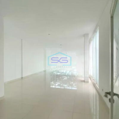 Dijual Ruko 3 Lantai Luas Bangunan 456 m² di BSD Tangerang Lokasi Bebas Banjir
