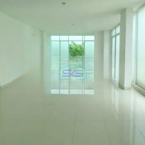 Dijual Ruko 3 Lantai Luas Bangunan 456 m² di BSD Tangerang Lokasi Bebas Banjir-1