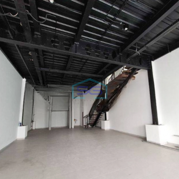 Disewakan Ruko Baru Luas Bangunan  576 m² di Serpong Tangerang Selatan-3