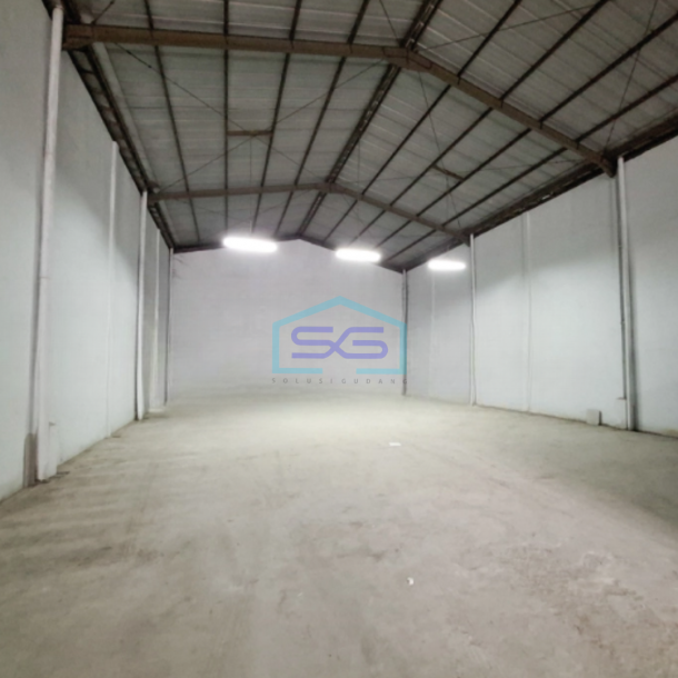 Disewakan Gudang Ada Kantor Lokasi Bebas Banjir di BSD Tangerang Luas Bangunan  500 m²-3