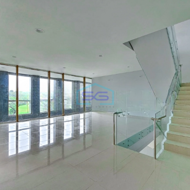 Disewakan Ruko Luas Bangunan  596 m² di BSD Tangerang-1