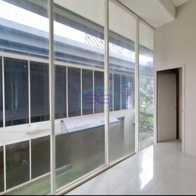Disewakan Ruko Luas Bangunan  733 m² di BSD City Tangerang Siap Pakai