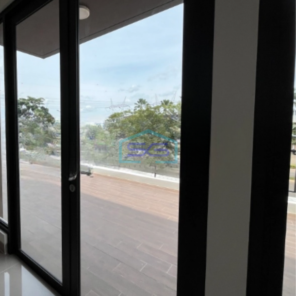 Disewakan Ruko 2 Lantai Luas Bangunan  252 m² di Gading Serpong Tangerang-2