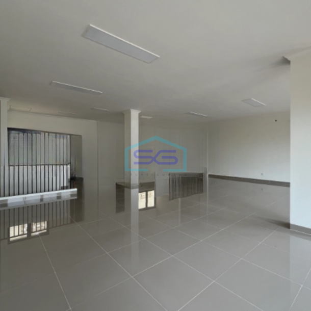 Disewakan Ruko 2 Lantai Luas Bangunan  252 m² di Gading Serpong Tangerang-1