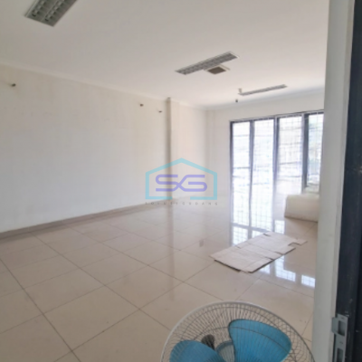 Disewakan Ruko 2 Lantai Luas Bangunan  208 m² di Gading Serpong Tangerang Siap Huni